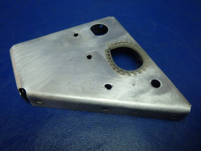 1253403-2 Cessna - SUPPORT-BATTERY BOX FORWARD